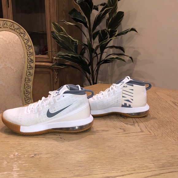 nike air max dominate white